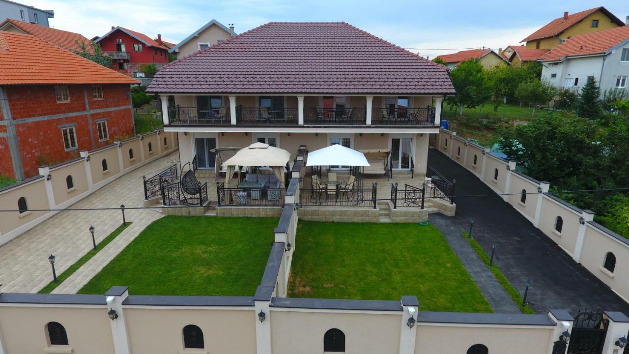 Apartments Exclusive Belgrado Exterior foto